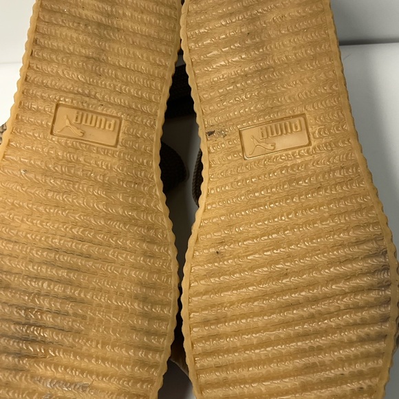 Puma X Fenty Rihanna bow Creeper sandal. - Picture 6 of 11